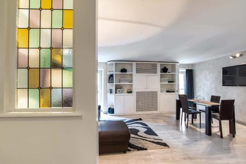 This photo about Black And White Suite shared on HyHotel.com