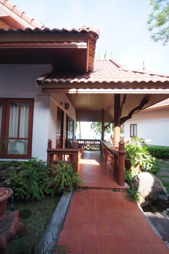 Balcony/terrace, Bhundhari Chaweng Beach Resort Koh Samui in Koh Samui Balcony/terrace, Bhundhari Chaweng Beach Resort Koh Samui in Koh Samui