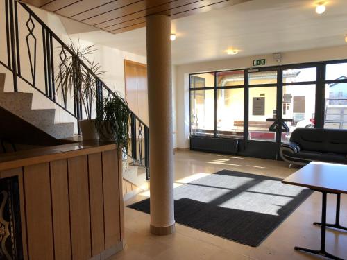 ردهة, Escale in Givisiez ردهة, Escale in Givisiez