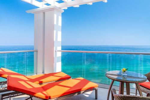Balcony/terrace, Jewel Grande Montego Bay Resort & Spa, All-Inclusive in Montego Bay Balcony/terrace, Jewel Grande Montego Bay Resort & Spa, All-Inclusive in Montego Bay