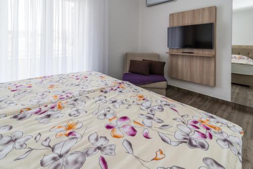 This photo about Apartments & Rooms Lavanda shared on HyHotel.com