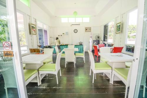 Restaurant, The Target Residence and Resort in San Sai Restaurant, The Target Residence and Resort in San Sai