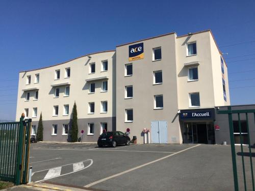 Ace Hotel Poitiers Hotel