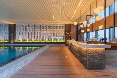 Pub/Lounge, Wyndham Grand Yangon Hotel in Yangon Pub/Lounge, Wyndham Grand Yangon Hotel in Yangon