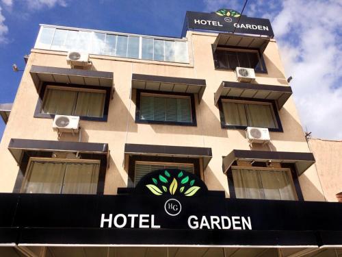Entrance, Hotel Garden in Gama (Distrito Federal) Entrance, Hotel Garden in Gama (Distrito Federal)
