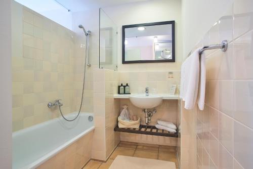 Hotel Edelweiss in เจอร์ลอส Hotel Edelweiss in เจอร์ลอส
