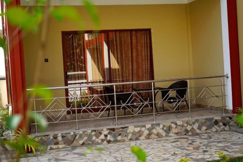 RJ Mahaal Hotel in Kilinochchi RJ Mahaal Hotel in Kilinochchi