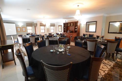 Business center, THE MANDYVILLE in Jeffreys Bay Business center, THE MANDYVILLE in Jeffreys Bay