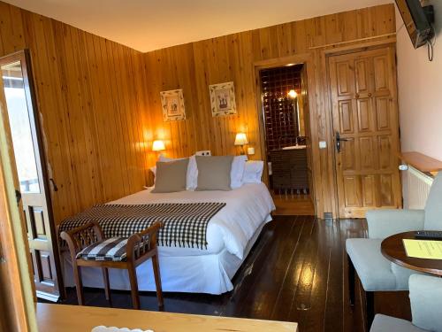 El Xalet de Taull Hotel Rural in Vall de Boï El Xalet de Taull Hotel Rural in Vall de Boï