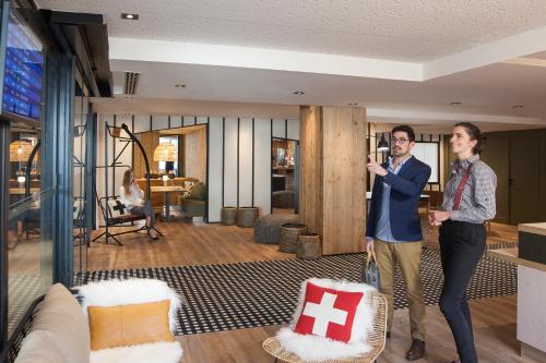 Vestíbulo, Hotel Mercure Chambery Centre in Chambery Vestíbulo, Hotel Mercure Chambery Centre in Chambery