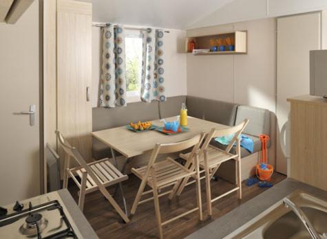 Camping le Rouge Gorge **** 10' Puy du Fou in Saint Laurent Sur Sevre Camping le Rouge Gorge **** 10' Puy du Fou in Saint Laurent Sur Sevre