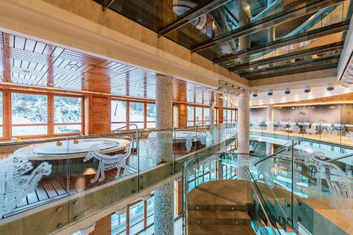 baie în izvor termal, Sport Hotel Hermitage & Spa in Escaldes-Engordany baie în izvor termal, Sport Hotel Hermitage & Spa in Escaldes-Engordany