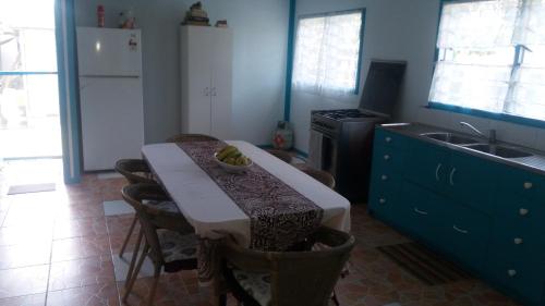 Comida y bebida, Aitutaki Budget Accommodation in Aitutaki Comida y bebida, Aitutaki Budget Accommodation in Aitutaki