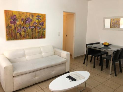 Montañeses Apartments
Montañeses Apartments