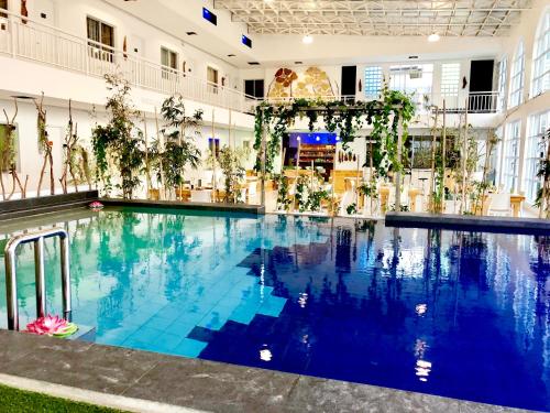 ร็อคกา เดล การ์ดา เรสซิเดนซ์ (Rocca Del Garda Residences) in บีนาโงนัน ร็อคกา เดล การ์ดา เรสซิเดนซ์ (Rocca Del Garda Residences) in บีนาโงนัน