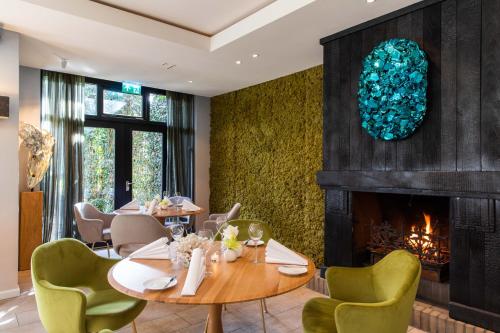 Banquet hall, Restaurant Hotel Merlet in Bergen Banquet hall, Restaurant Hotel Merlet in Bergen