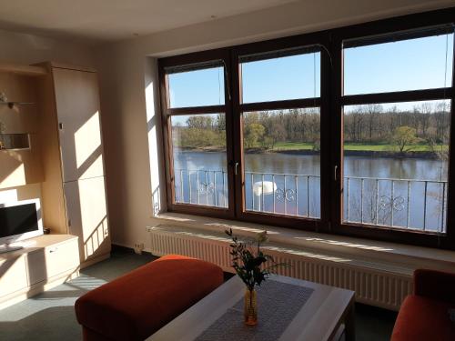 Ferienwohnung am Hohen Elbufer in Coswig ( Sachsen-Anhalt ) Ferienwohnung am Hohen Elbufer in Coswig ( Sachsen-Anhalt )