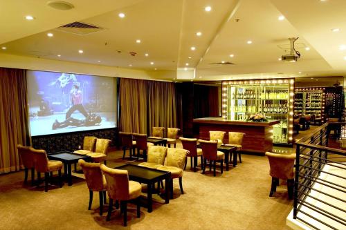 Restaurant, Best Western Plus Hotel Hong Kong in Hong Kong Island West Restaurant, Best Western Plus Hotel Hong Kong in Hong Kong Island West
