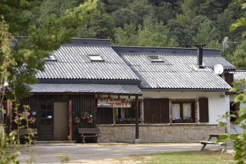 Hotel Hostal de Montaña Pous de la Neu