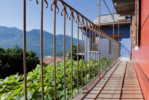 Balkon/terasa, Case di Sotto, House & Breakfast in Orselina Balkon/terasa, Case di Sotto, House & Breakfast in Orselina