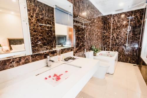 Hotel Royal in Hoai Duc Phu Hotel Royal in Hoai Duc Phu