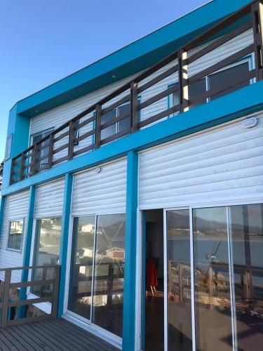 Buitenkant, Bahia Luz Hostal in Concon Buitenkant, Bahia Luz Hostal in Concon