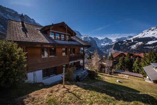 Exterior view, Chalet Alpenrebe in Wengen Exterior view, Chalet Alpenrebe in Wengen