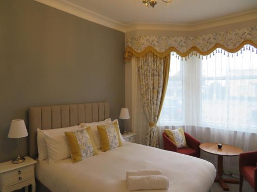 Craigievar Guest House in Corstorphine Craigievar Guest House in Corstorphine