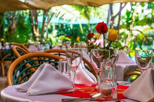 Restaurant, comfort Gardens Sweetwaters Nanyuki in Nanyuki Restaurant, comfort Gardens Sweetwaters Nanyuki in Nanyuki