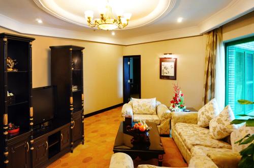 This photo about Fragrant Hill Empark Hotel Beijing shared on HyHotel.com