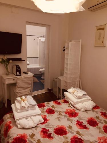 This photo about B&B TreMetriSoprailCielo Camere con vista terrazzo panoramico shared on HyHotel.com