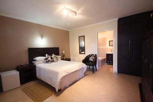 This photo about Walts Place shared on HyHotel.com