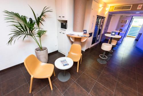 Hol, ibis budget Orange Centre in Orange Hol, ibis budget Orange Centre in Orange