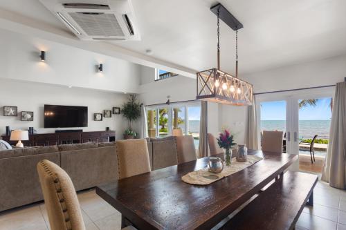 Faciliteiten, Sirenian Bay Resort -Villas & All Inclusive Bungalows in Surfside Faciliteiten, Sirenian Bay Resort -Villas & All Inclusive Bungalows in Surfside