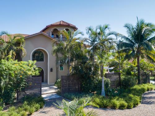 Faciliteiten, Sirenian Bay Resort -Villas & All Inclusive Bungalows in Surfside Faciliteiten, Sirenian Bay Resort -Villas & All Inclusive Bungalows in Surfside