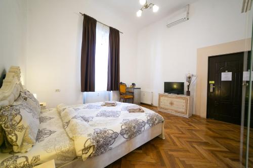 BOUL ROSU RESIDENCE free private parking in Арад BOUL ROSU RESIDENCE free private parking in Арад