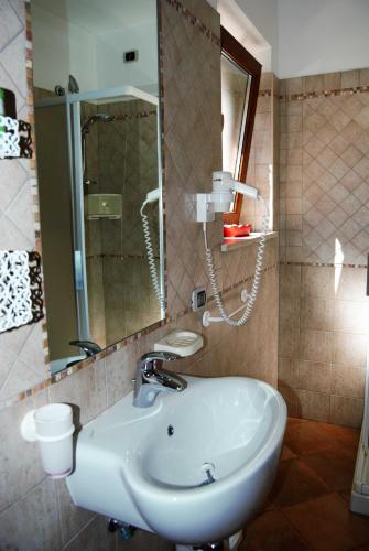 Bathroom, Casa Hotel Civitella in Civitella Alfedena Bathroom, Casa Hotel Civitella in Civitella Alfedena