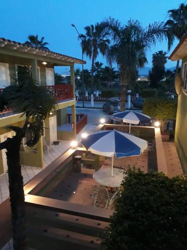 HOTEL AZTECA INN in Ensenada HOTEL AZTECA INN in Ensenada