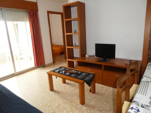 This photo about Apartamentos Gandia Grau y Playa 3000 shared on HyHotel.com