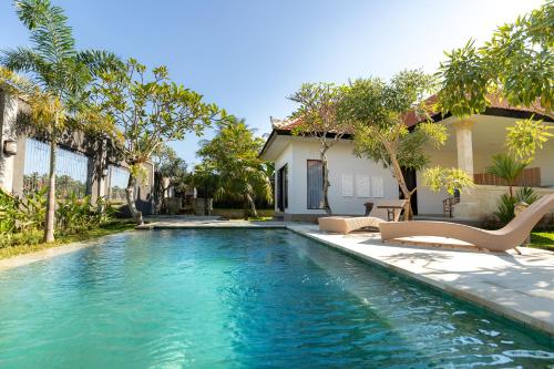 Swimming pool, Adil Villa and Resort in Ubud Swimming pool, Adil Villa and Resort in Ubud