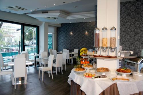 Comida y bebida, Hotel Montecarlo in Riccione Waterfront Comida y bebida, Hotel Montecarlo in Riccione Waterfront