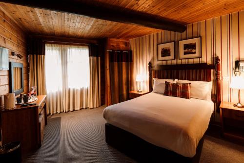 Chevin Country Park Hotel & Spa in Leeds Bradford Airport and Nearby Chevin Country Park Hotel & Spa in Leeds Bradford Airport and Nearby