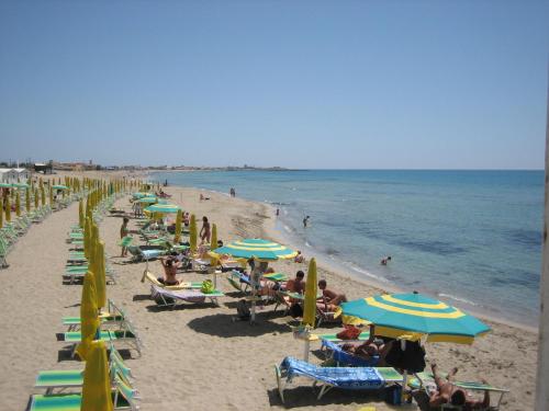 Strand, La Salinella in Marsala Strand, La Salinella in Marsala
