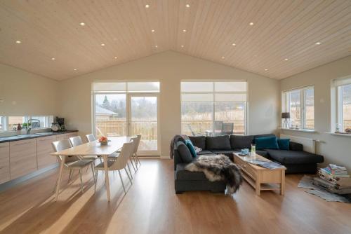 Kitchen, Hotel Kjarnalundur in Akureyri Kitchen, Hotel Kjarnalundur in Akureyri