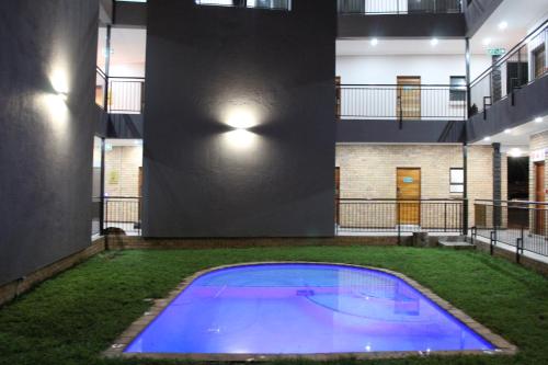 Басейн, Nelspruit Lodge in Нельспруйт Басейн, Nelspruit Lodge in Нельспруйт