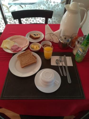אוכל ומשקאות, Hostal La Cumbre in טמוקו אוכל ומשקאות, Hostal La Cumbre in טמוקו