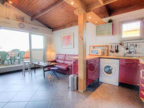 This photo about Apartment Les Terrasses de l'OcA©an shared on HyHotel.com