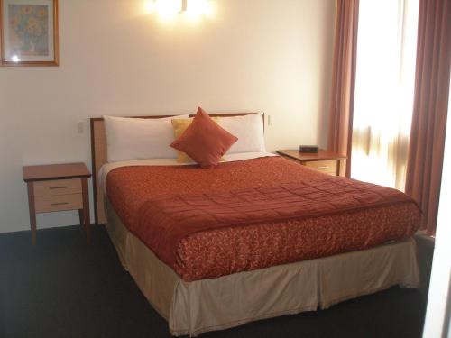 This photo about Apollon Motor Inn Victor Harbor shared on HyHotel.com
