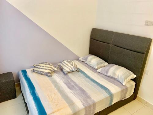 BRAND NEW Cosy Minimalist Home