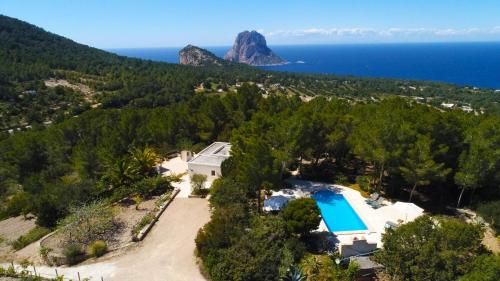 This photo about Villa Romero II shared on HyHotel.com